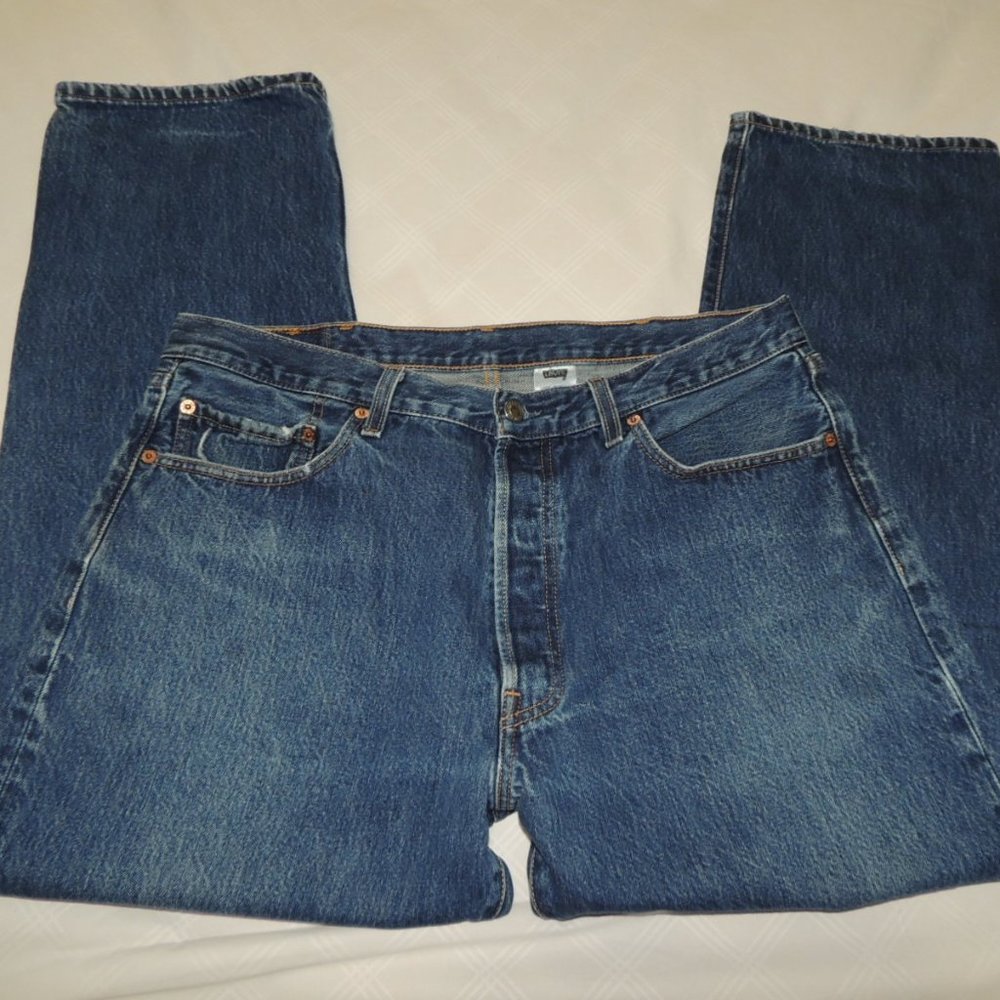 Mens LEVIS STRAUSS 501 Size 38 x 30 Denim JEANS